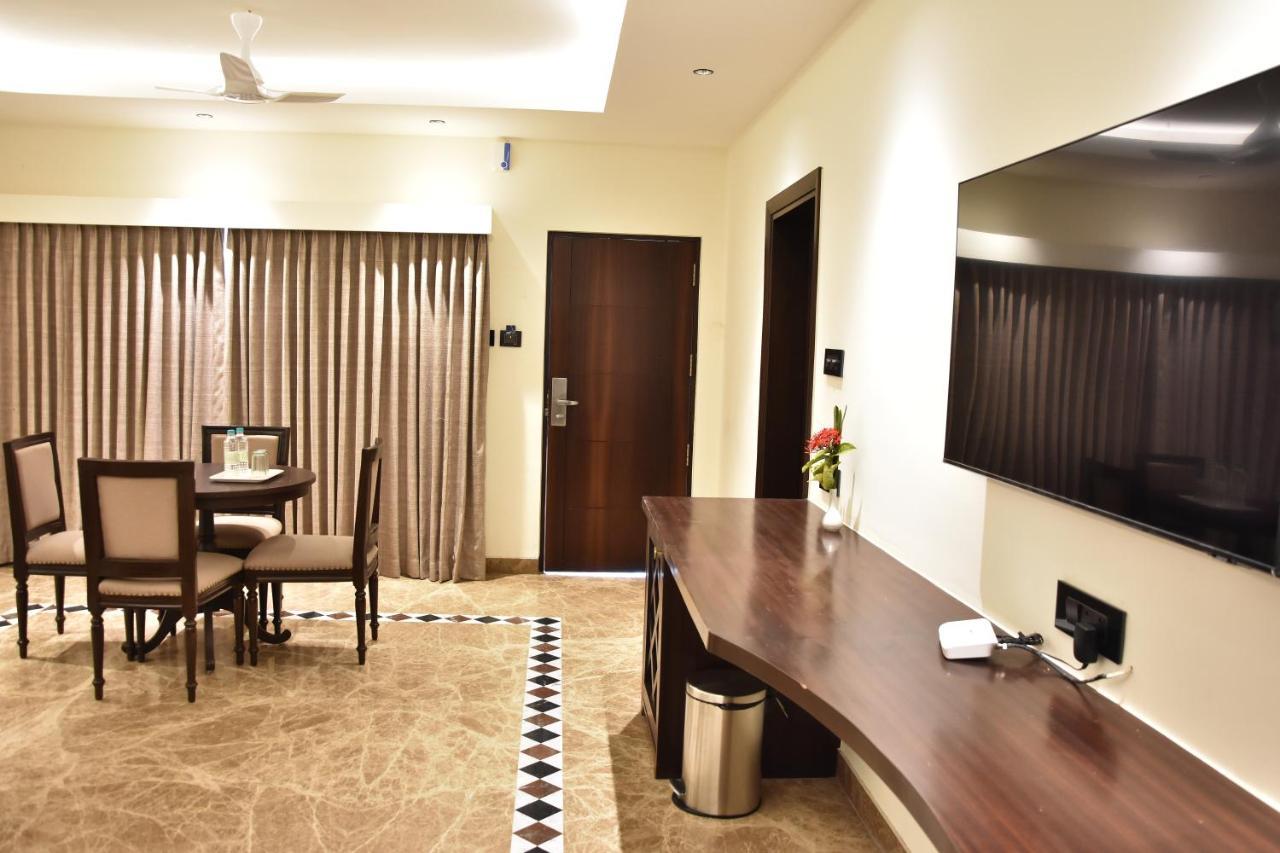 Poppys Vista Hotel Thirumurugan Poondi Екстер'єр фото