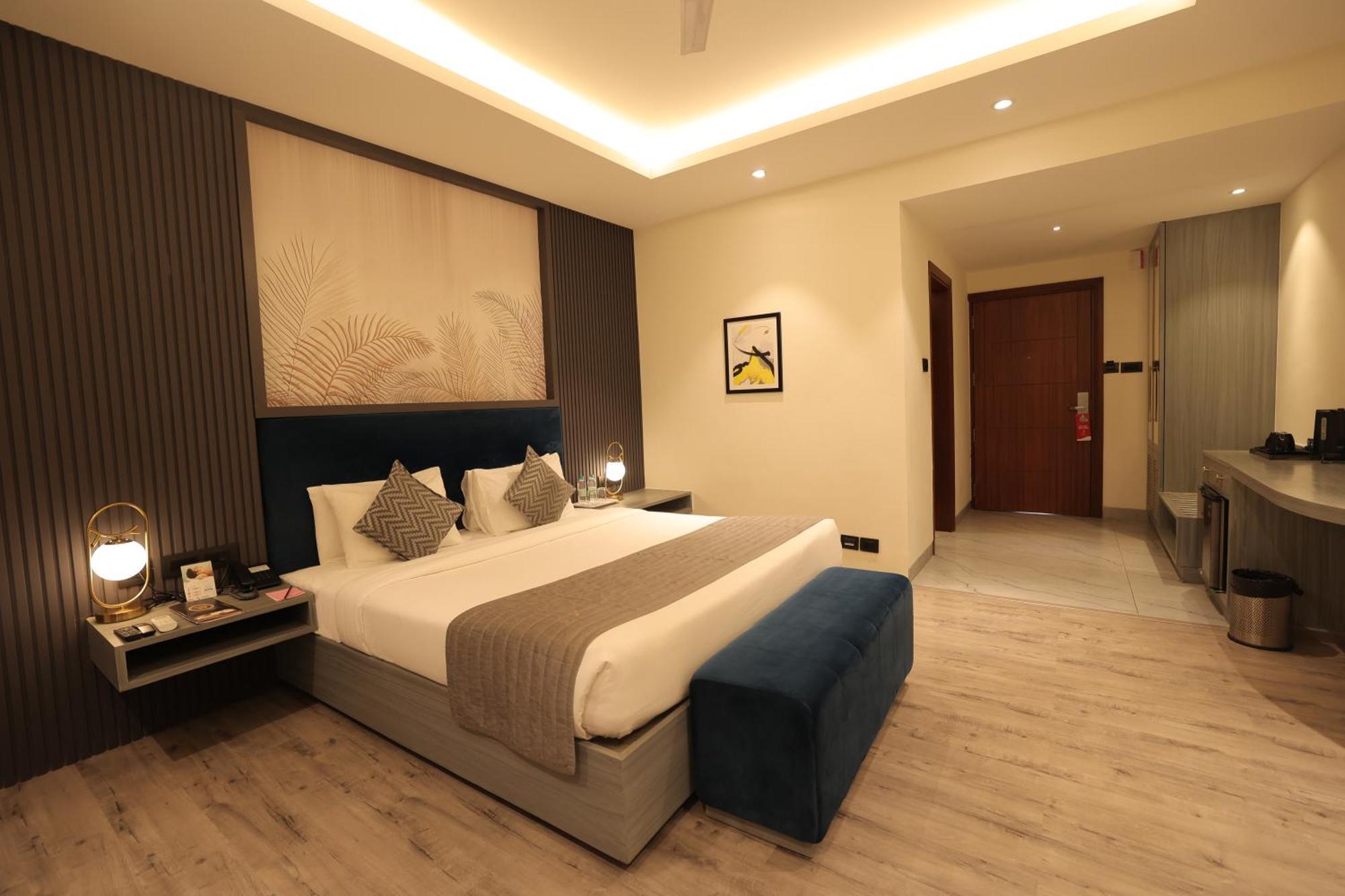 Poppys Vista Hotel Thirumurugan Poondi Екстер'єр фото