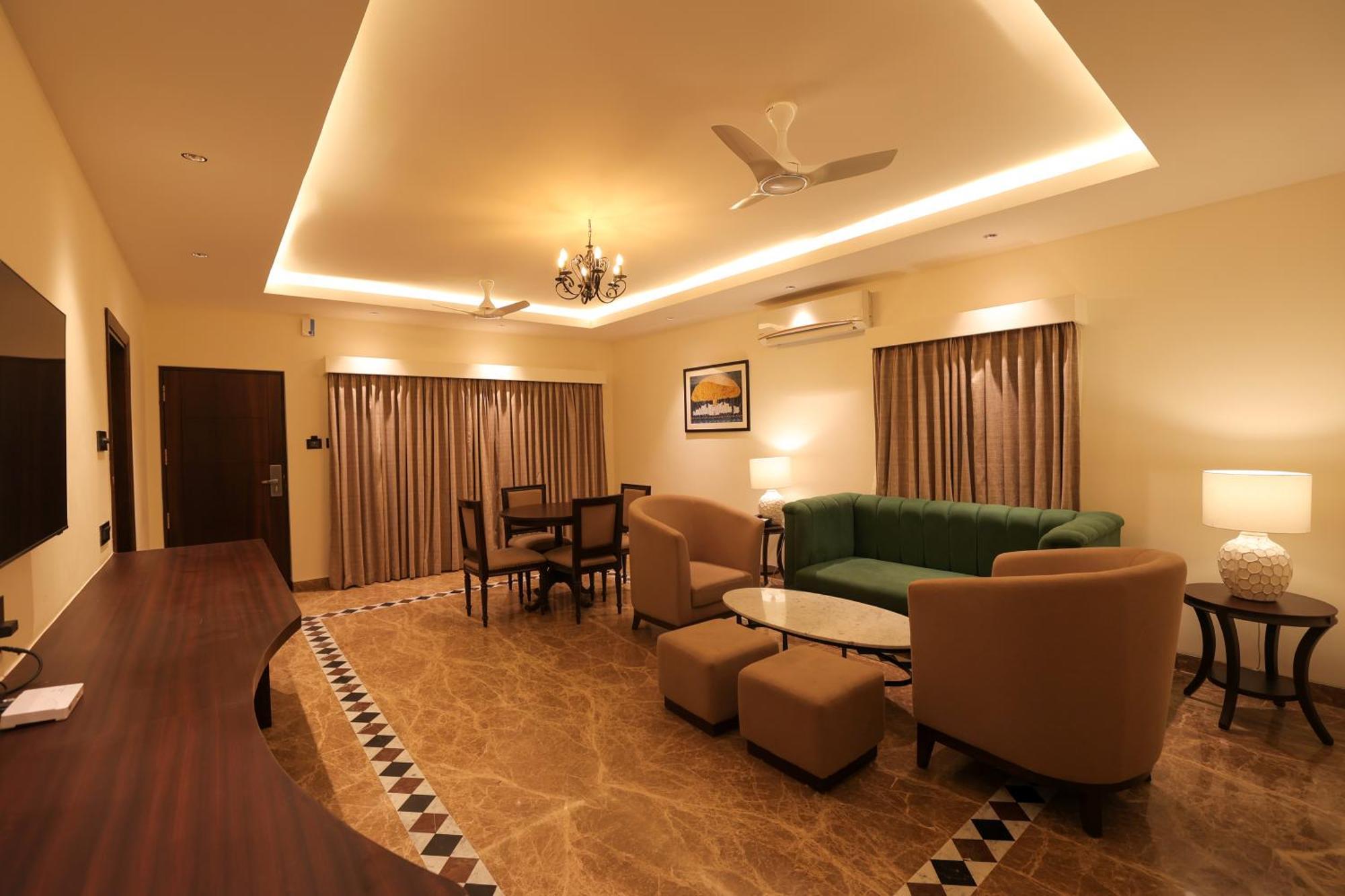 Poppys Vista Hotel Thirumurugan Poondi Екстер'єр фото